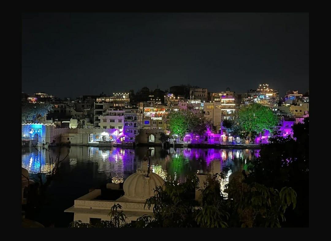 Hotel Shiv Palace Udaipur Luaran gambar