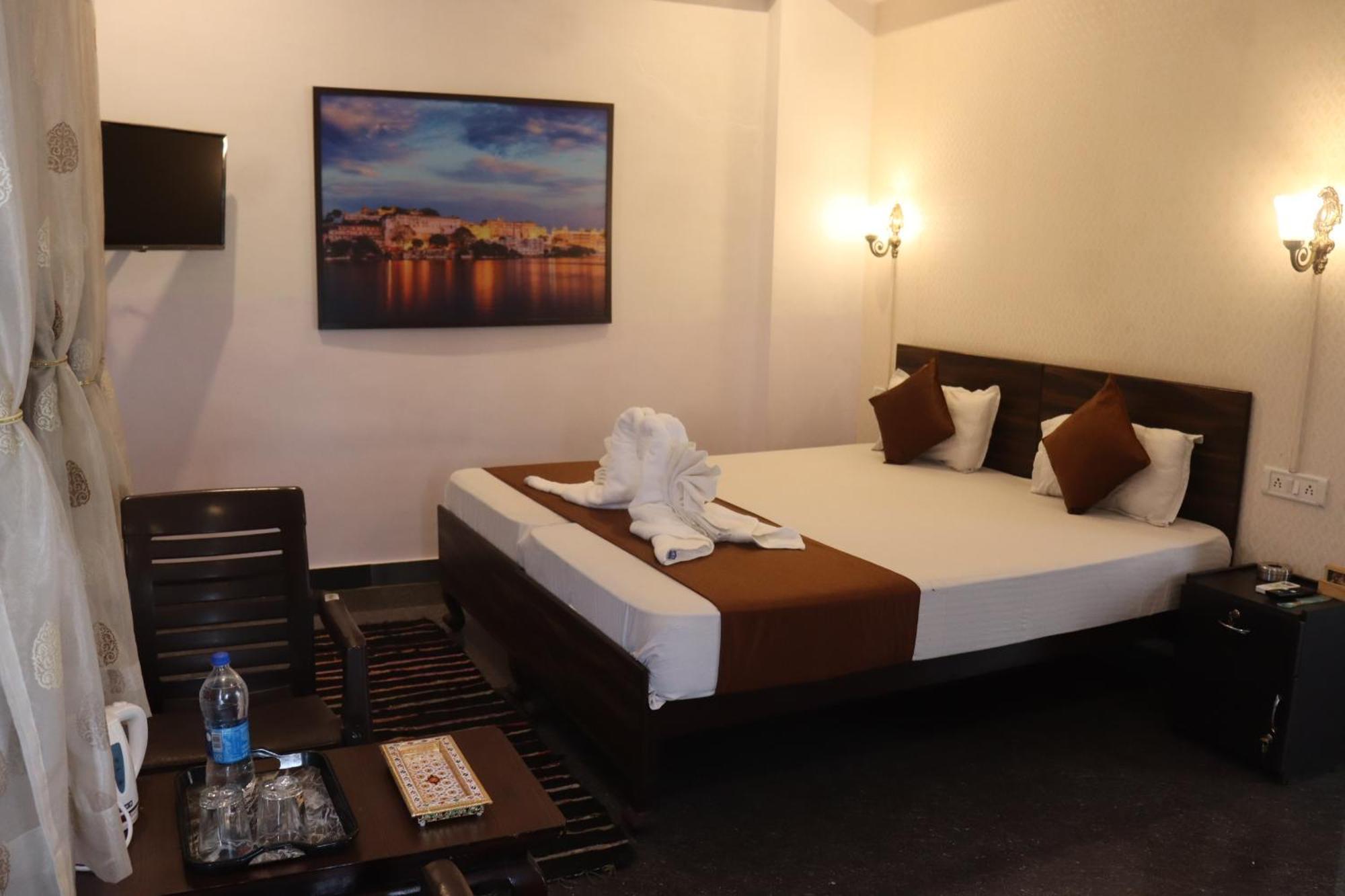 Hotel Shiv Palace Udaipur Luaran gambar