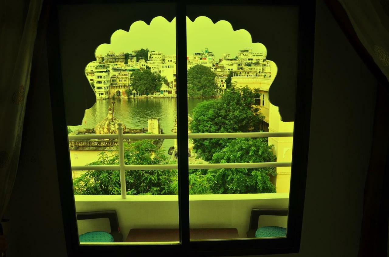 Hotel Shiv Palace Udaipur Luaran gambar